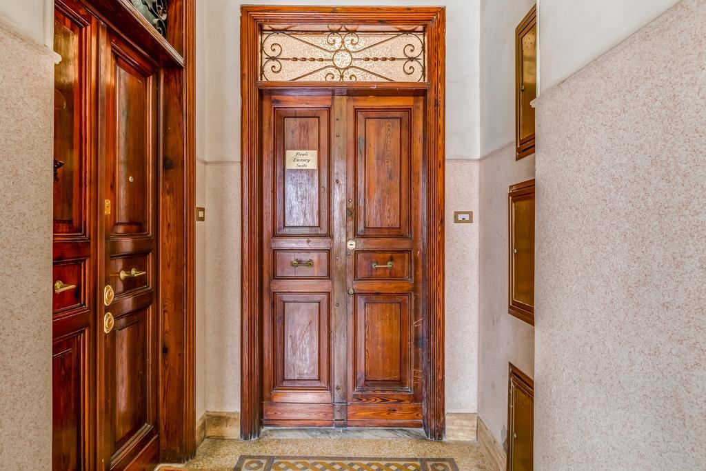 Prati Luxury Suites Рим Экстерьер фото