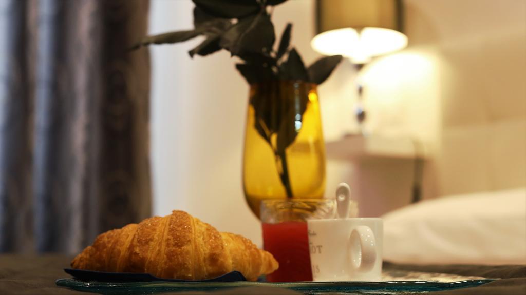 Prati Luxury Suites Рим Экстерьер фото